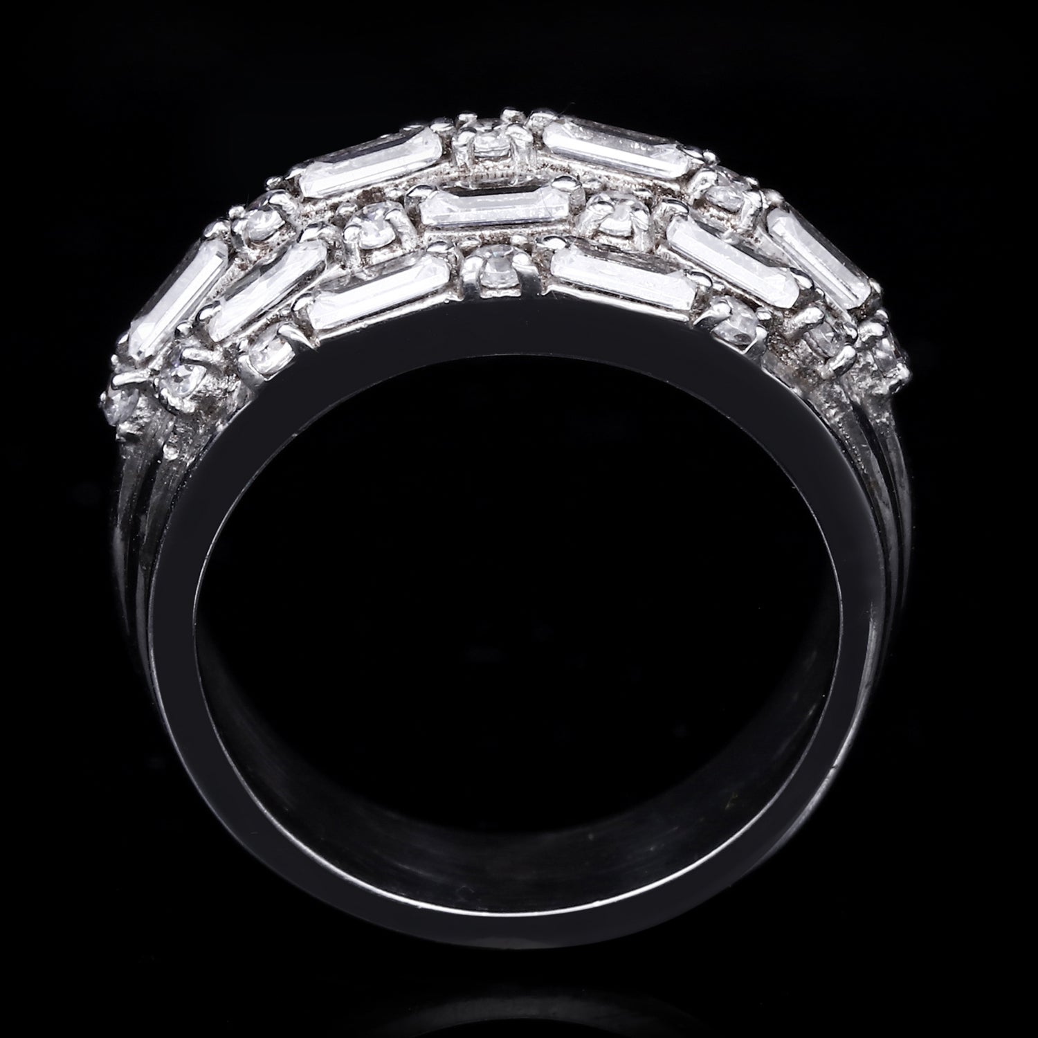 Classic Baguette Ring