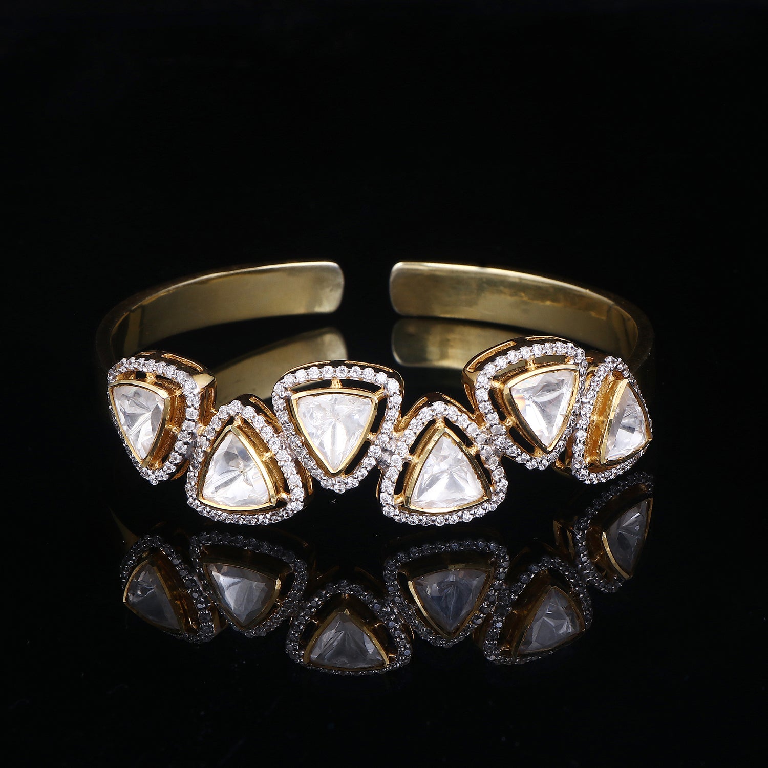 Trillion Polki Handcuff
